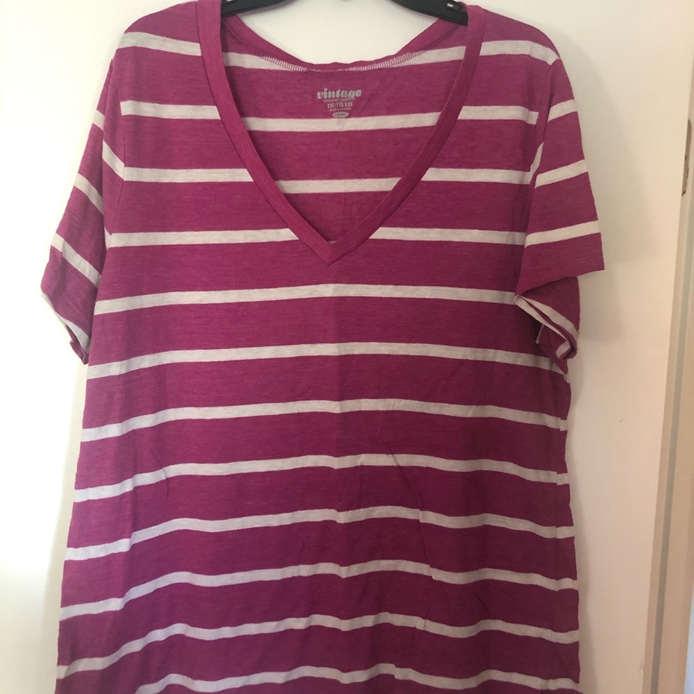 Old Navy Vintage fit v neck